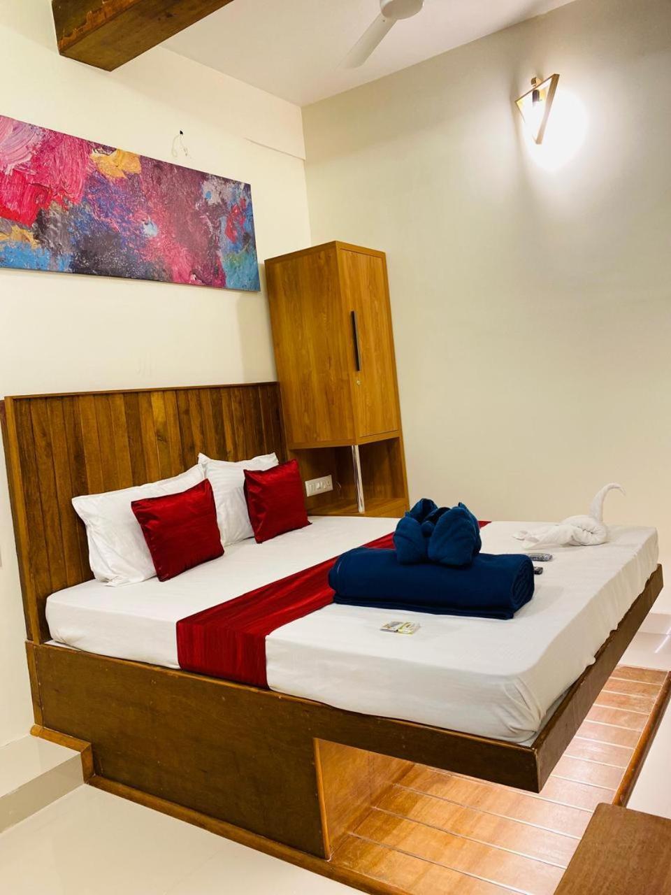 Rio Rooms Mims Calicut Bagian luar foto