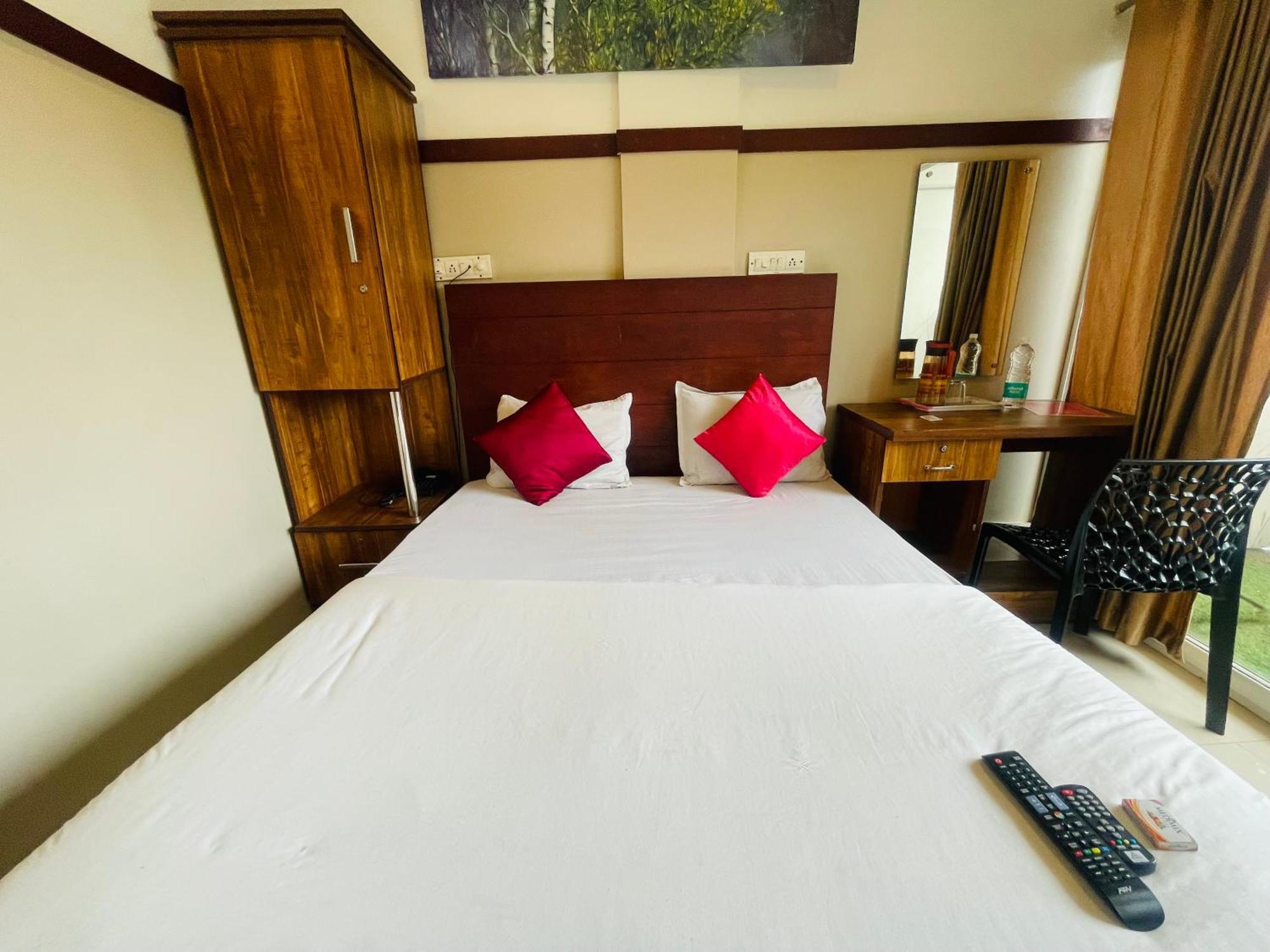 Rio Rooms Mims Calicut Bagian luar foto