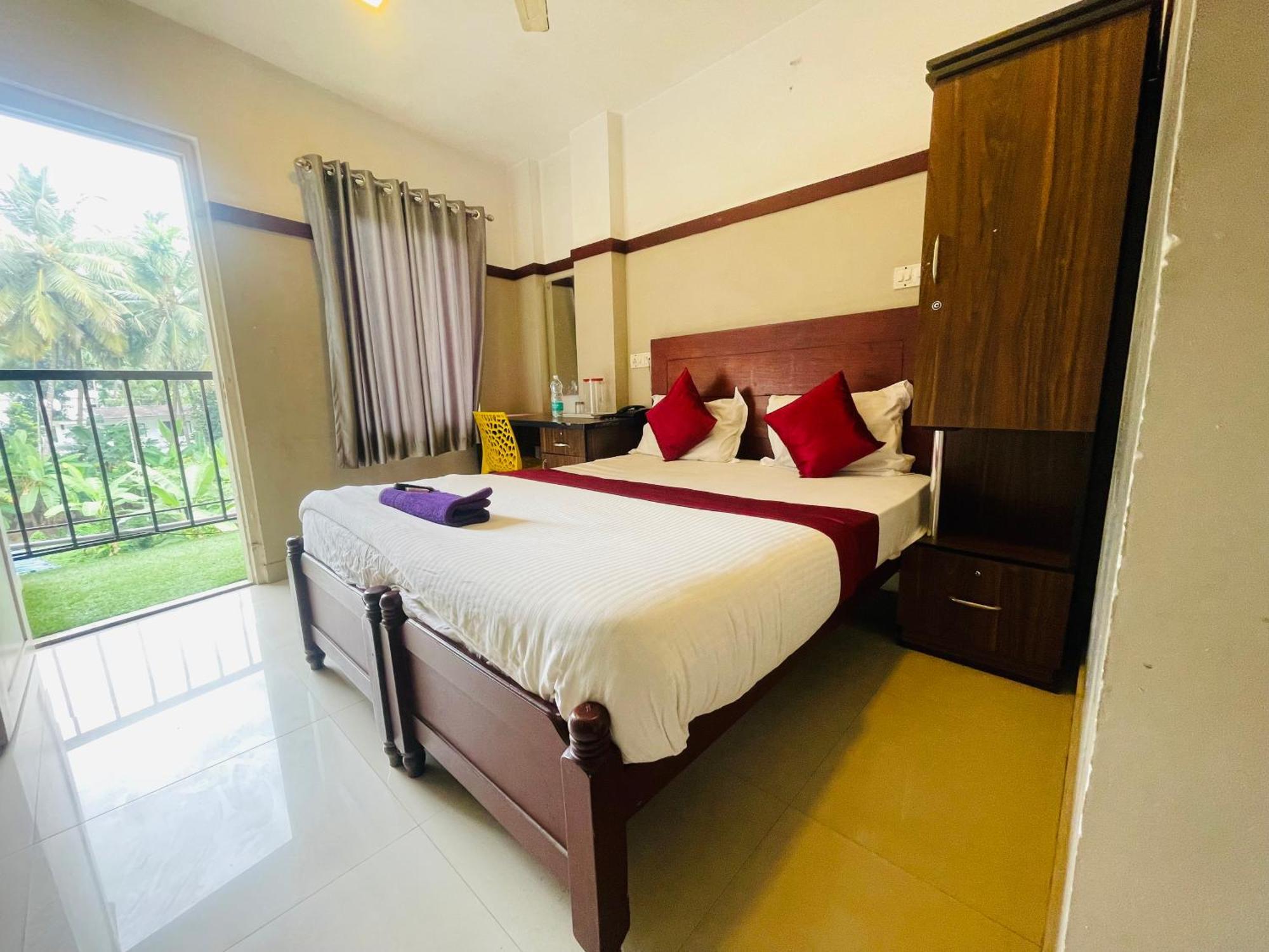 Rio Rooms Mims Calicut Bagian luar foto